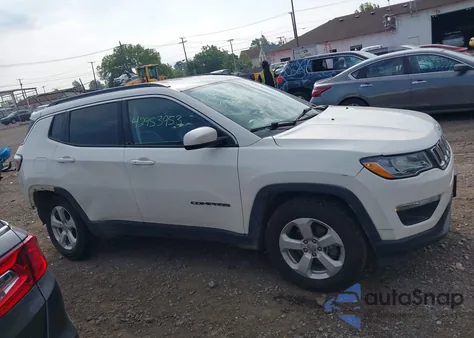 2020 Jeep Compass Latitude 4X4 из США, поврежденный, VIN 3C4NJDBB0LT164610